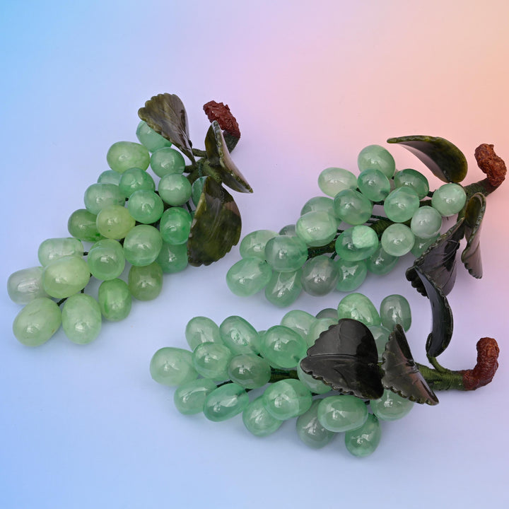 Natural Green Fluorite Grapes Gemstone Crystal Carving for Home Decoration, Size 7 x 3.5 inches, Gift for Everyone